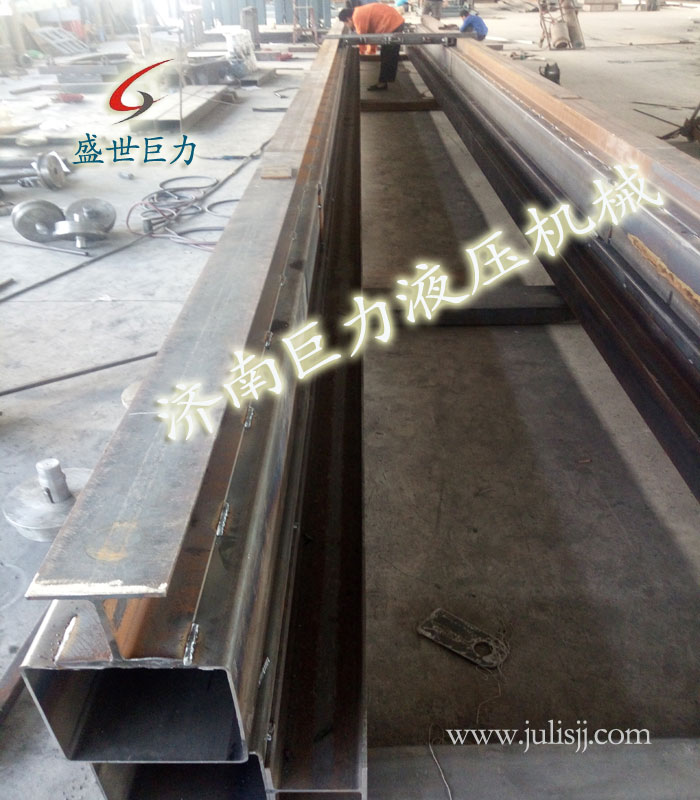 導(dǎo)軌式升降平臺(tái) 導(dǎo)軌式升降平臺(tái)