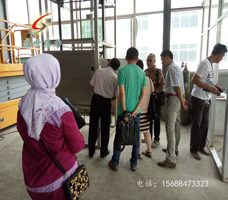 曳引式鋼絲繩傳菜機