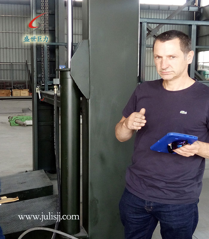 英國客戶成功驗收舉升機